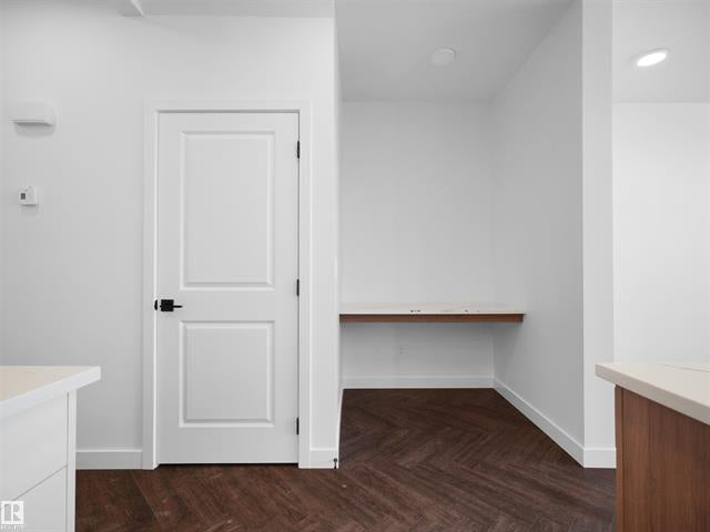 Rohit Homes – 20624 43 Avenue NW