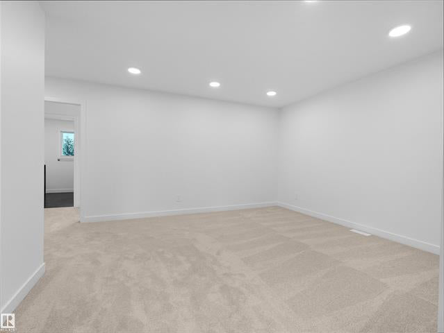 Rohit Homes – 20624 43 Avenue NW