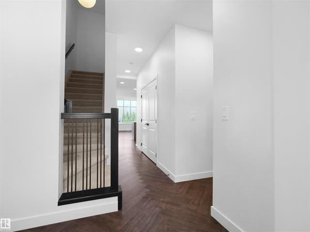Rohit Homes – 20624 43 Avenue NW