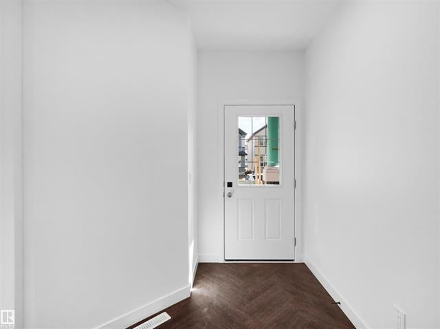 Rohit Homes – 20624 43 Avenue NW
