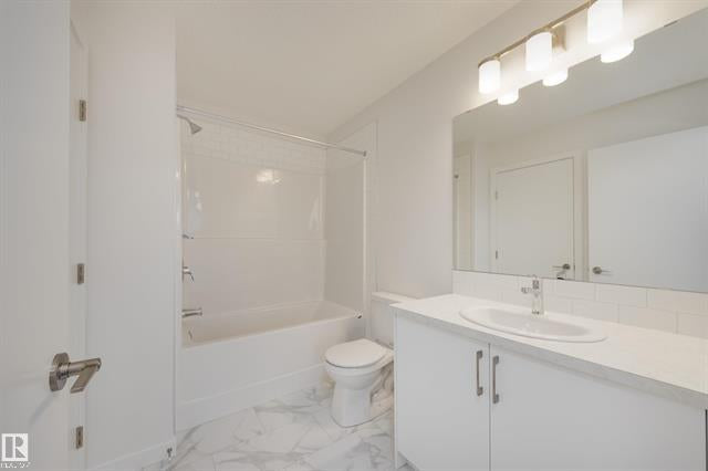 Jayman BUILT – 17234 4 Street NW