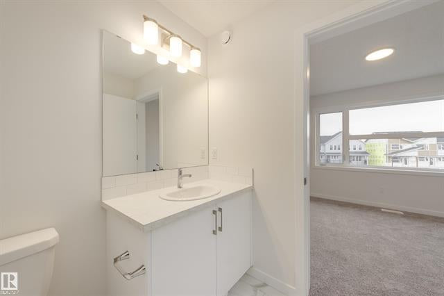 Jayman BUILT – 17234 4 Street NW