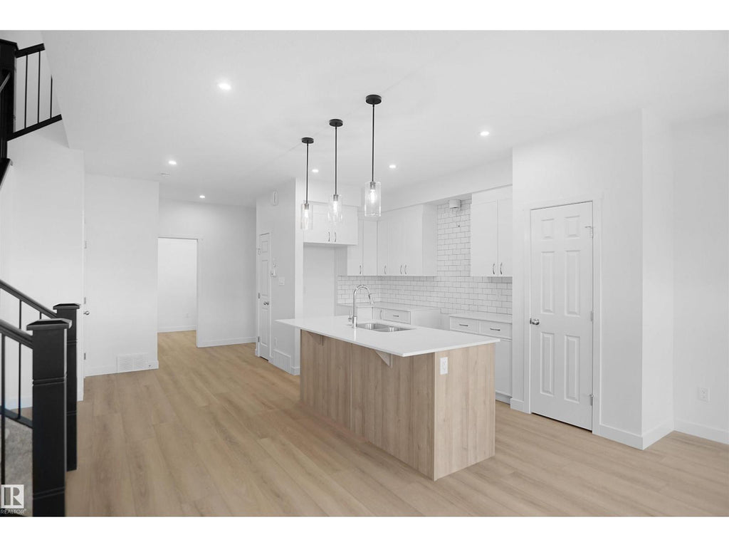 Pacesetter Homes – Kaylan at 2258 194A Street NW.