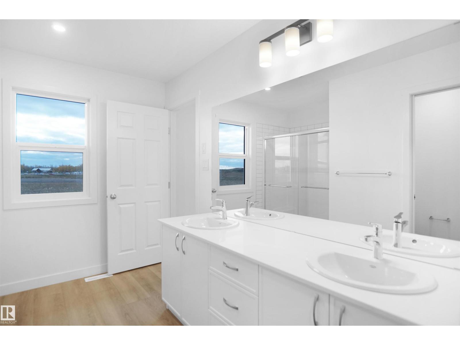 Pacesetter Homes – Kaylan at 2258 194A Street NW.
