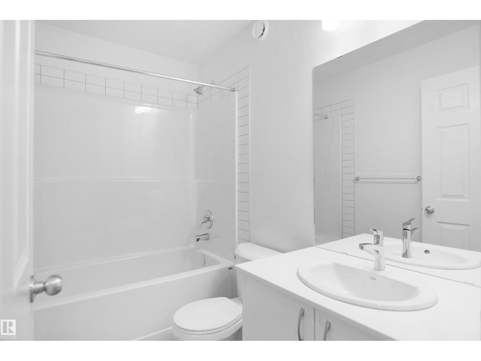 Pacesetter Homes – Kaylan at 2258 194A Street NW.