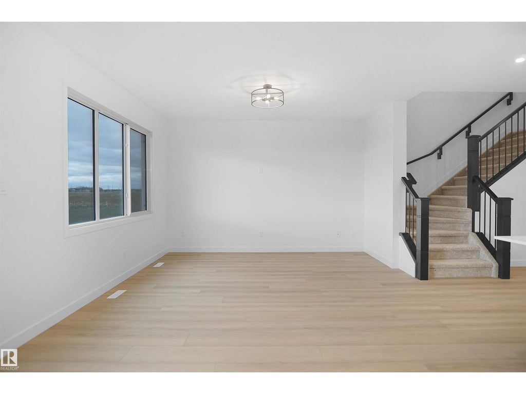 Pacesetter Homes – Kaylan at 2258 194A Street NW.