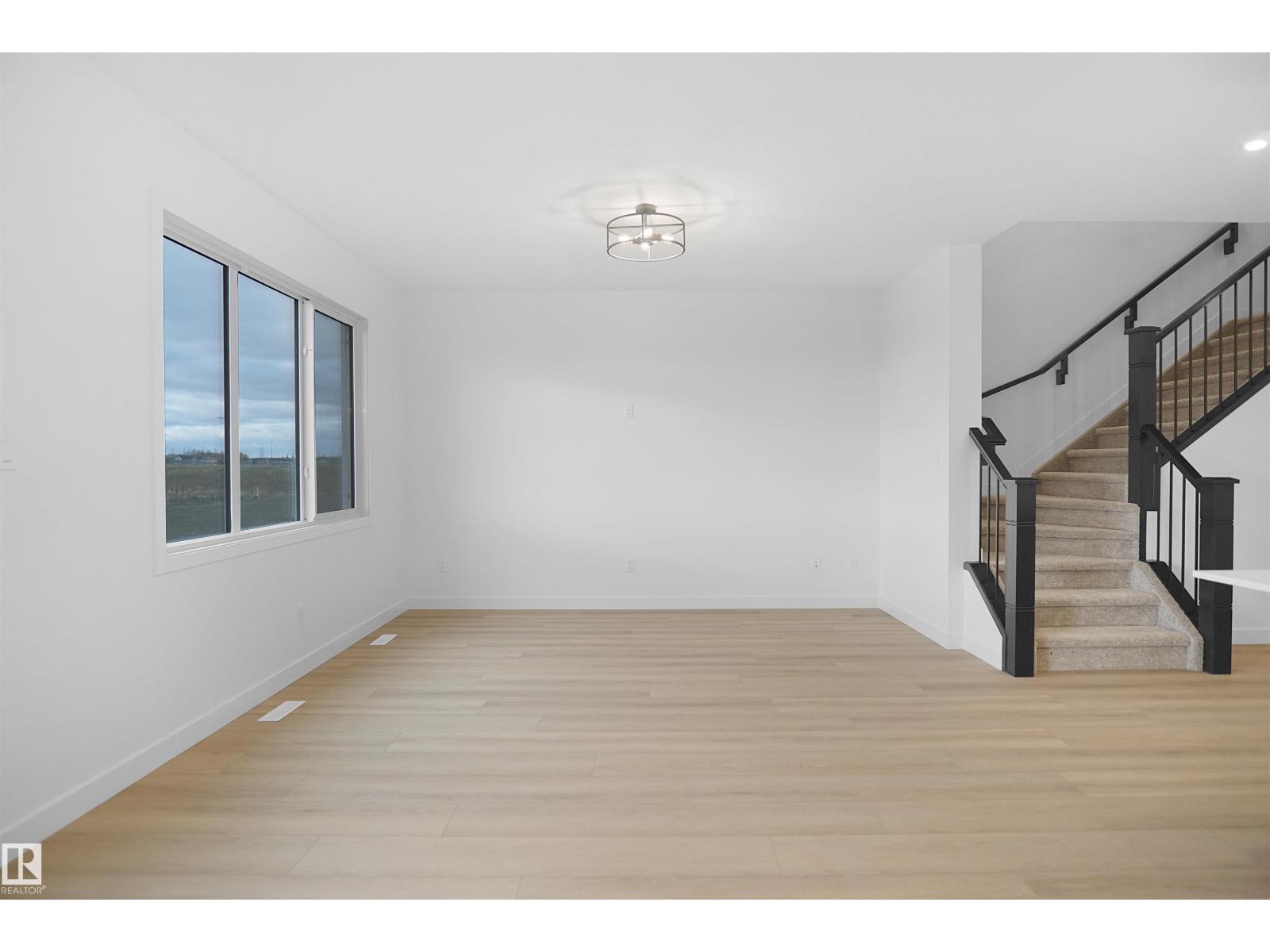 Pacesetter Homes – Kaylan at 2258 194A Street NW.