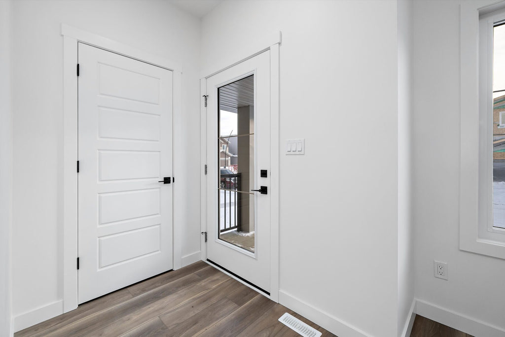 Sterling Homes – 18924 28 Avenue NW