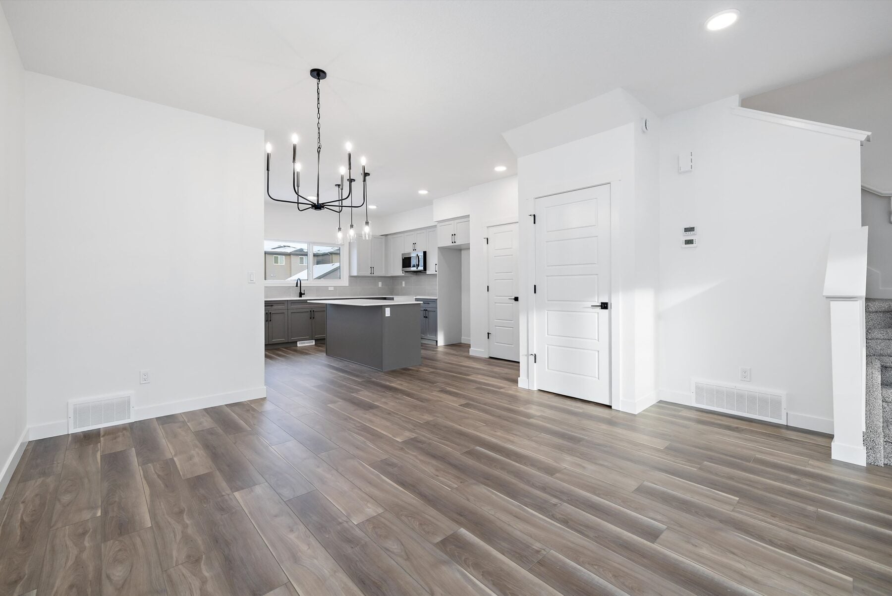 Sterling Homes – 18924 28 Avenue NW