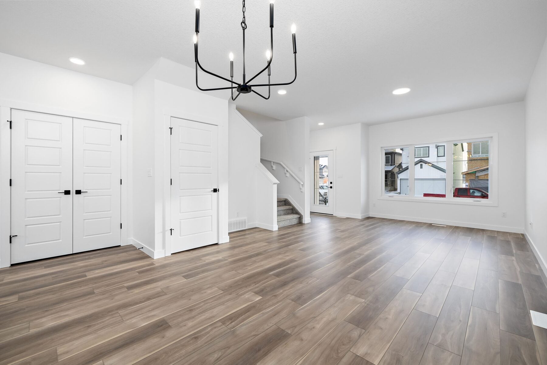 Sterling Homes – 18924 28 Avenue NW