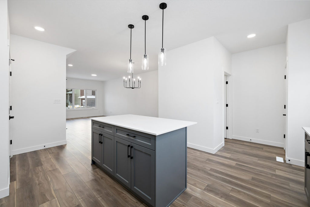 Sterling Homes – 18924 28 Avenue NW