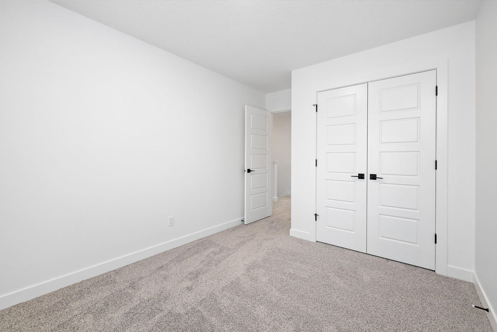 Sterling Homes – 18924 28 Avenue NW