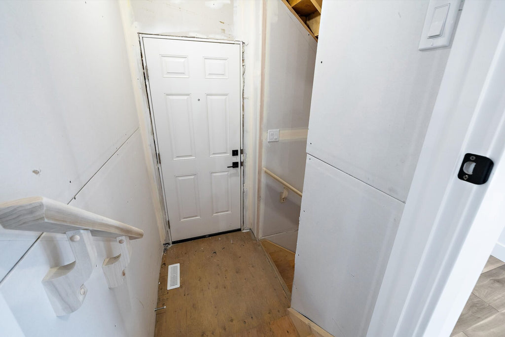 Sterling Homes – 18924 28 Avenue NW