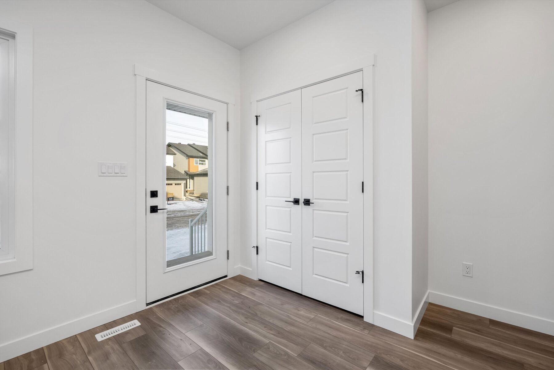 Sterling Homes – 18847 29 Avenue NW