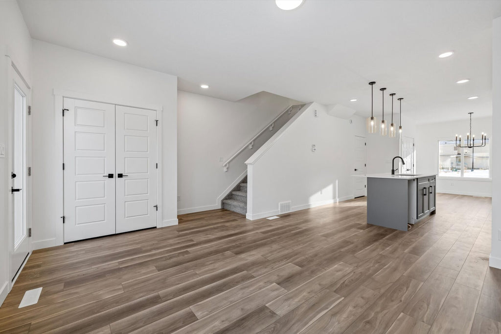 Sterling Homes – 18847 29 Avenue NW