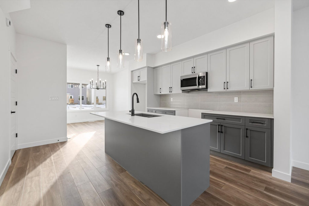 Sterling Homes – 18847 29 Avenue NW