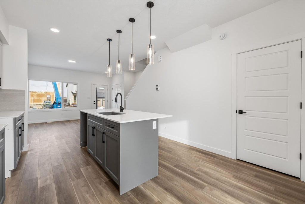 Sterling Homes – 18847 29 Avenue NW