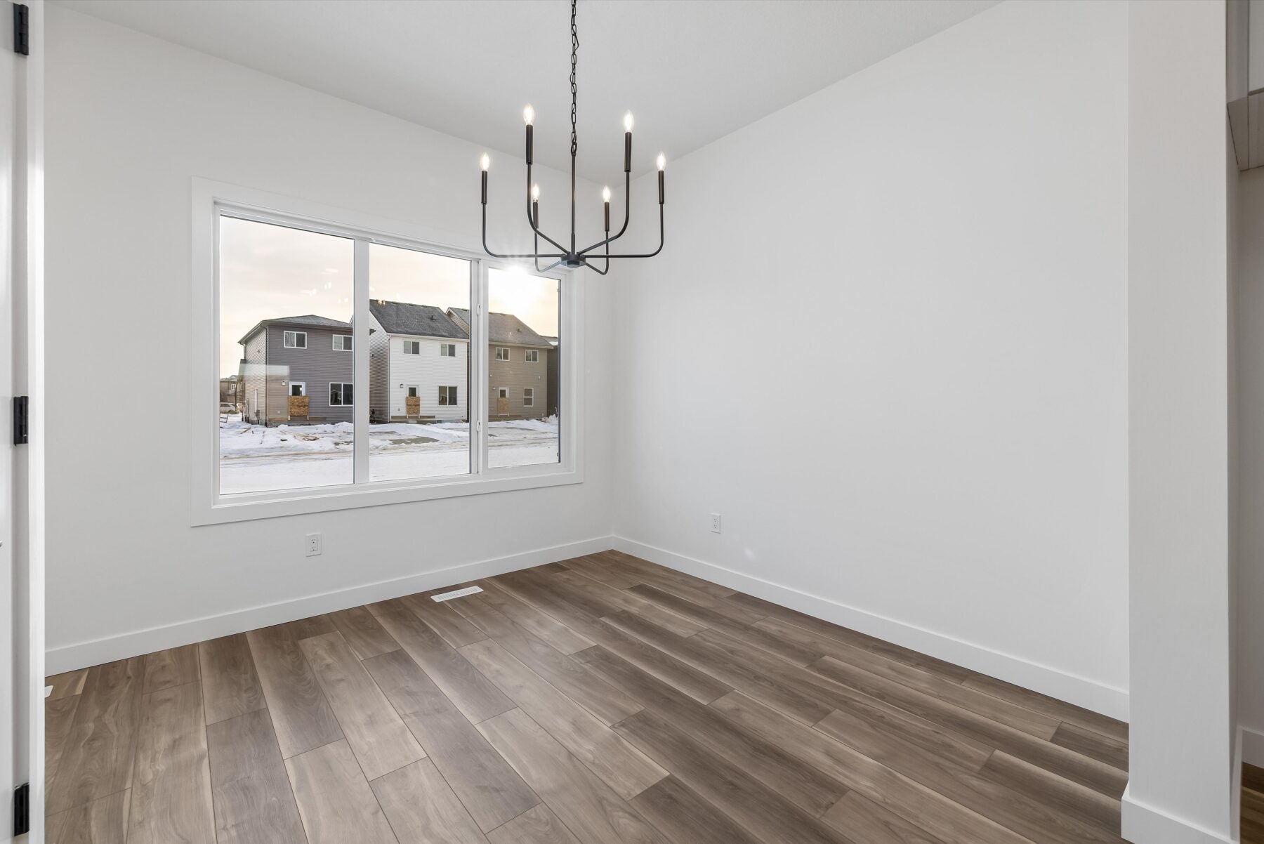Sterling Homes – 18847 29 Avenue NW