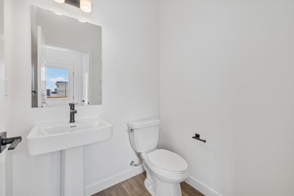 Sterling Homes – 18847 29 Avenue NW