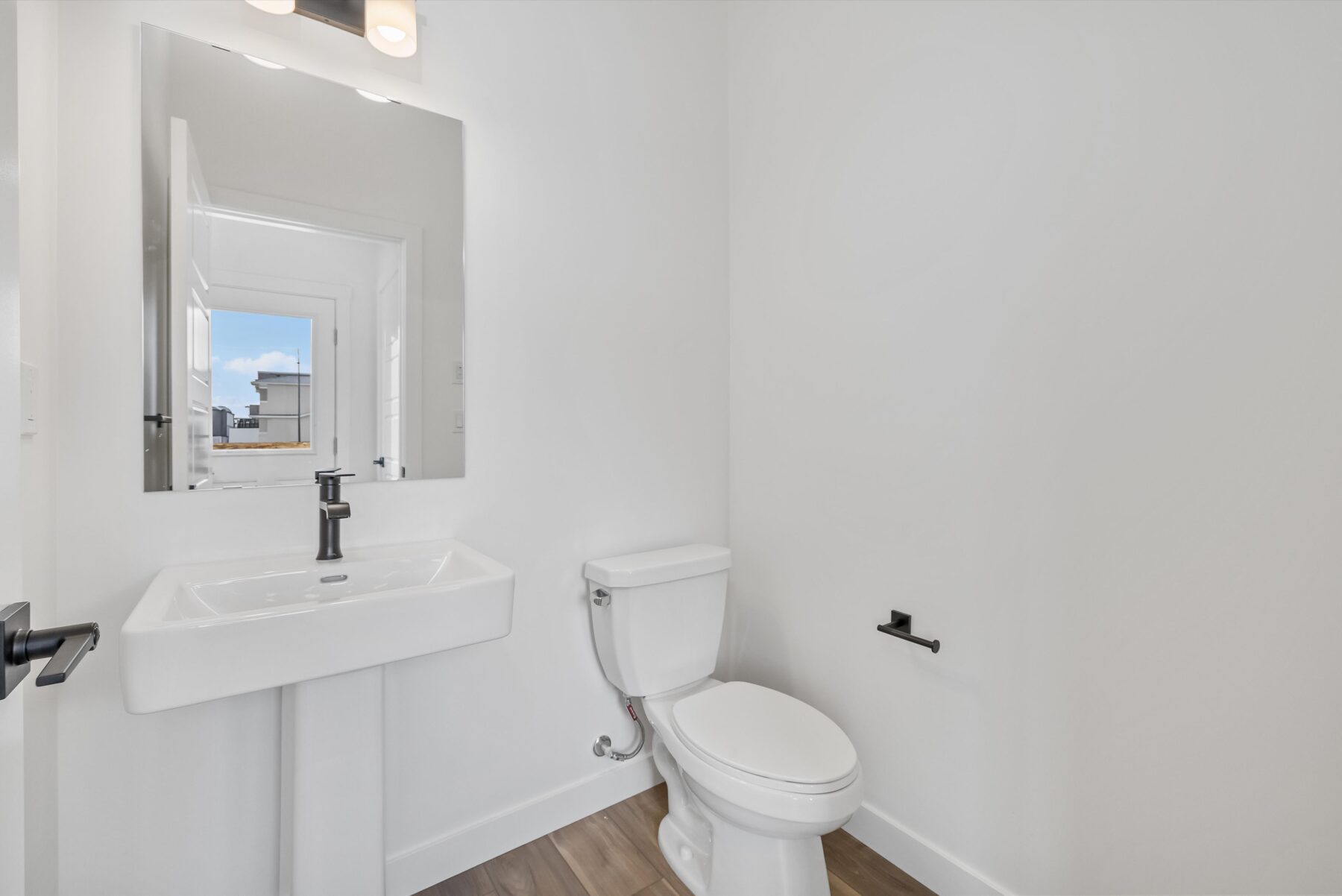 Sterling Homes – 18847 29 Avenue NW