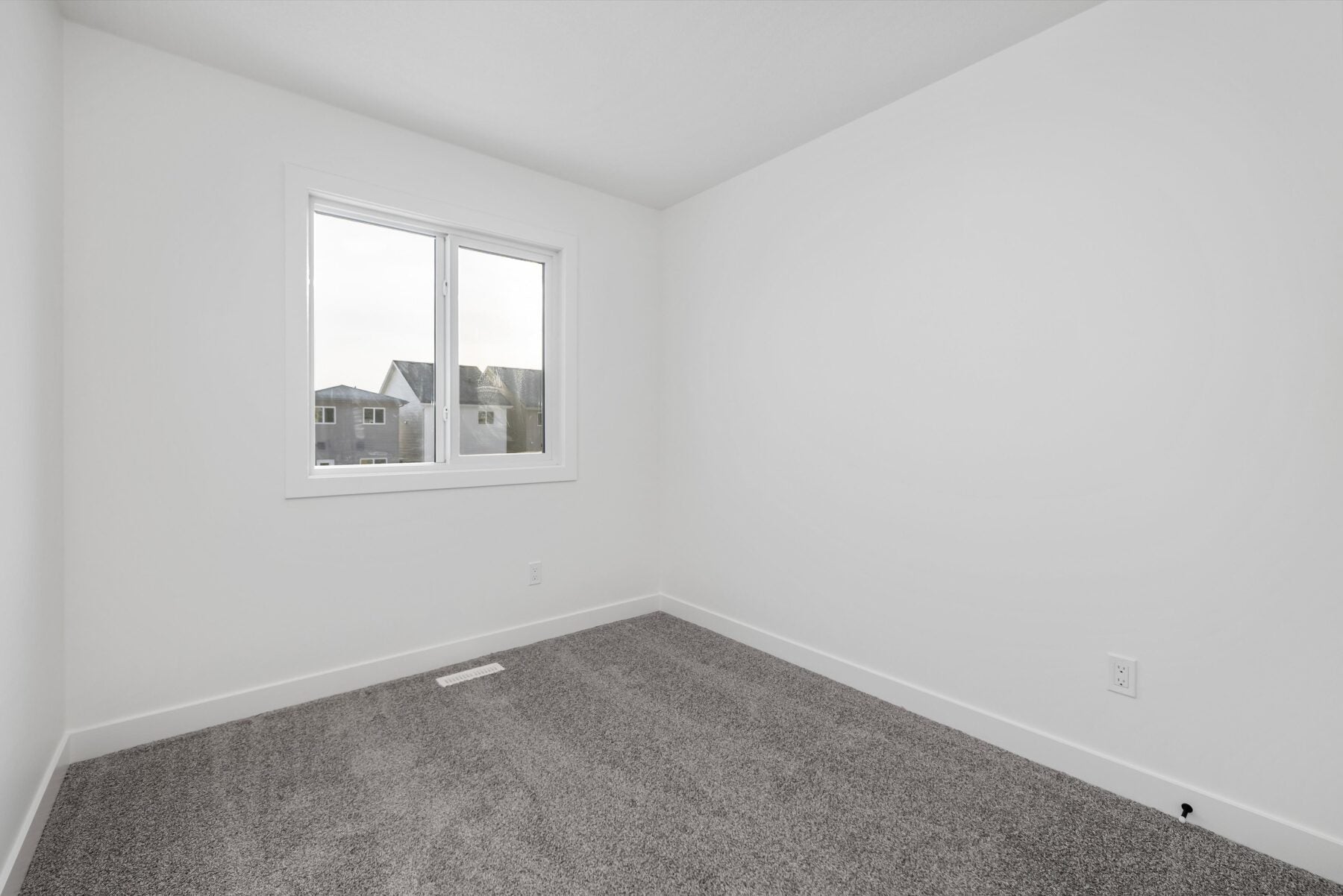 Sterling Homes – 18847 29 Avenue NW