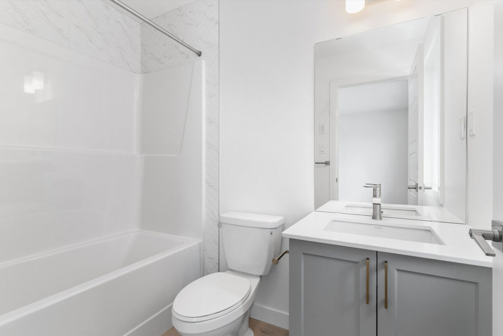 Sterling Homes – 18816 28 Avenue NW