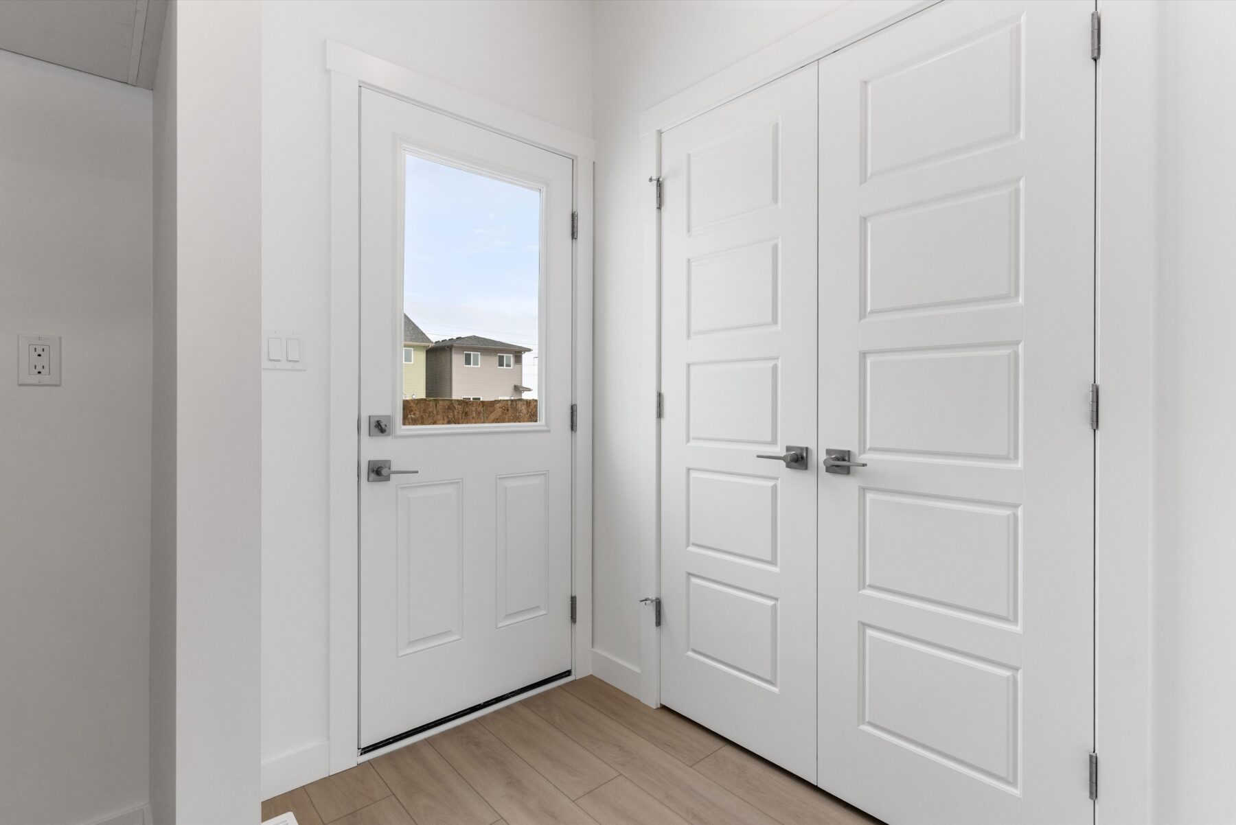 Sterling Homes – 18816 28 Avenue NW