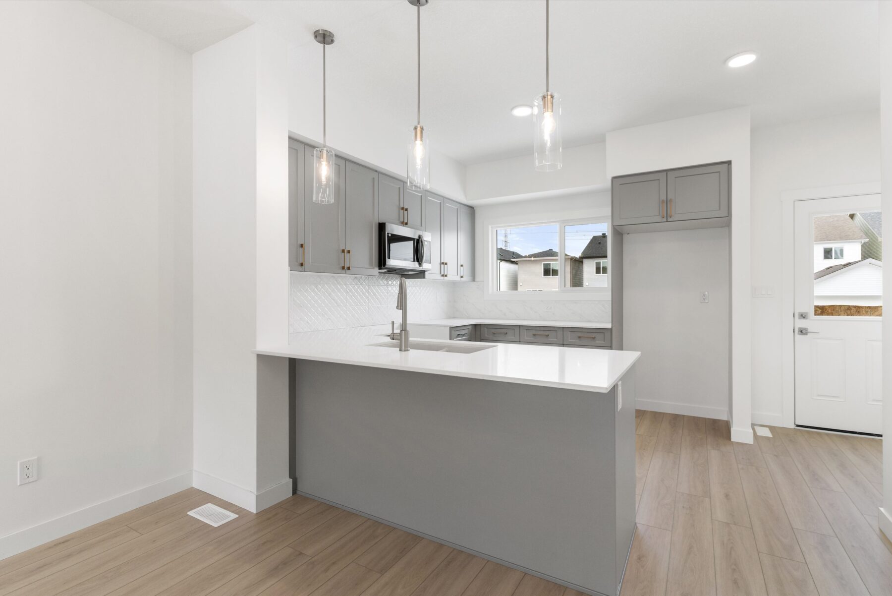Sterling Homes – 18816 28 Avenue NW
