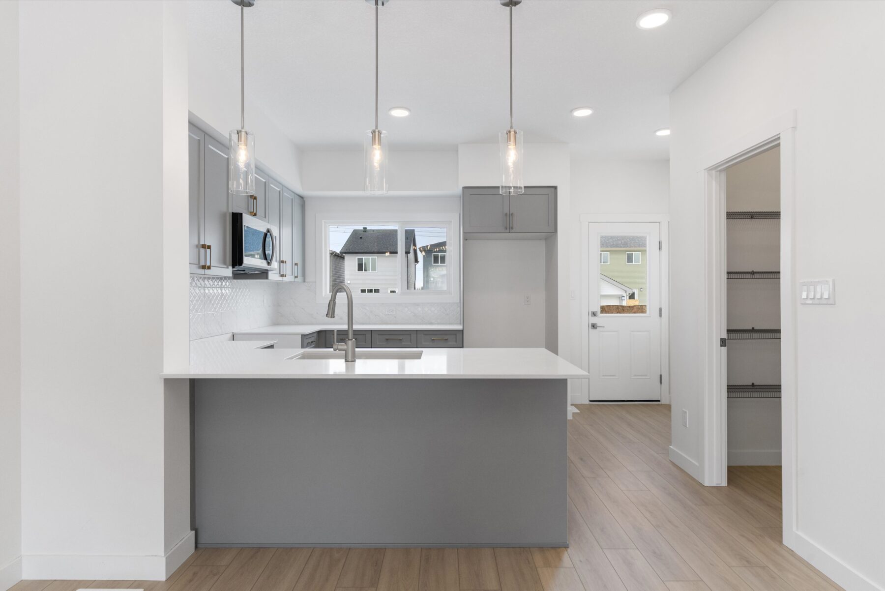 Sterling Homes – 18816 28 Avenue NW