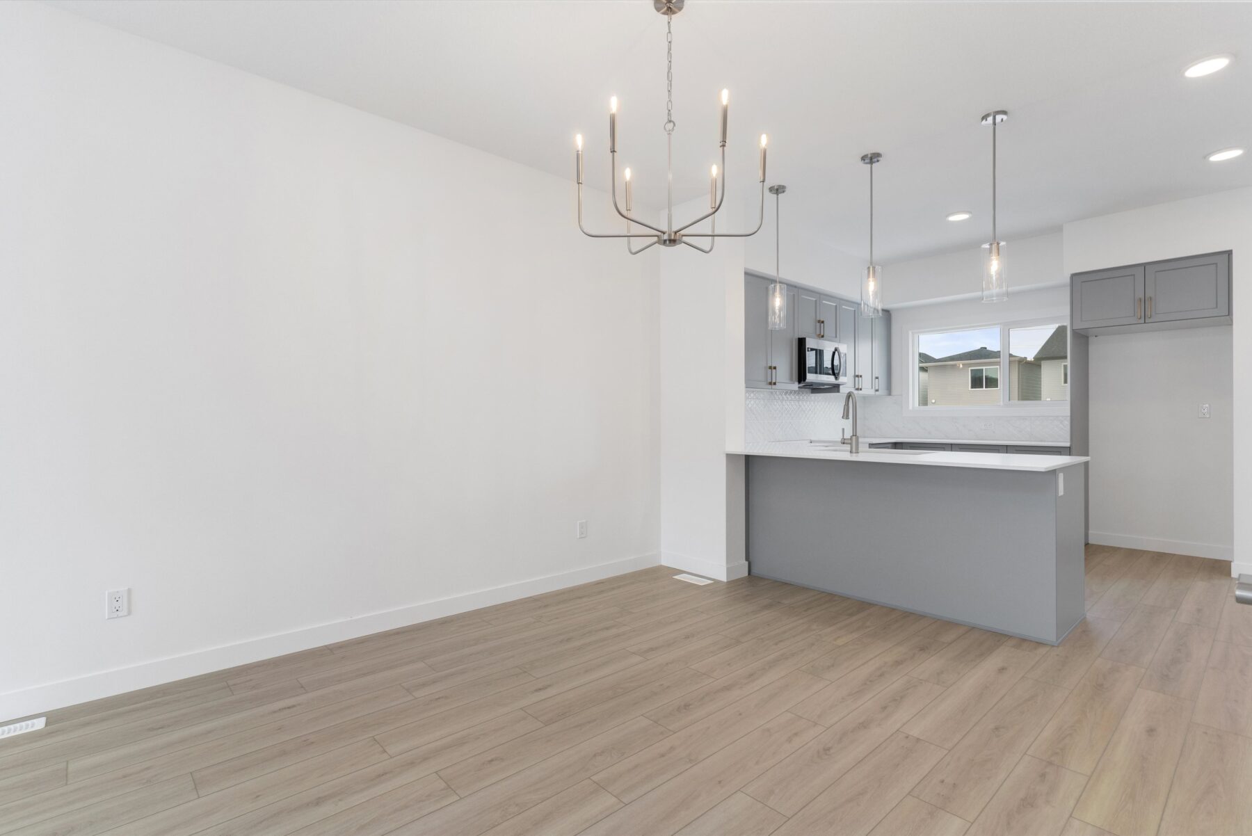 Sterling Homes – 18816 28 Avenue NW