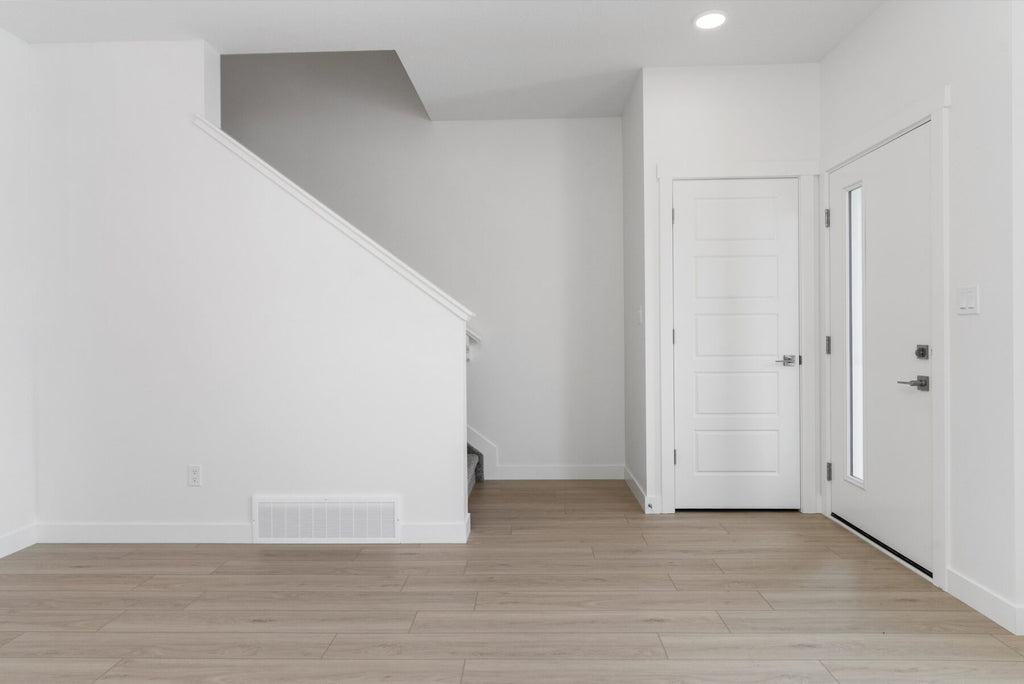Sterling Homes – 18816 28 Avenue NW