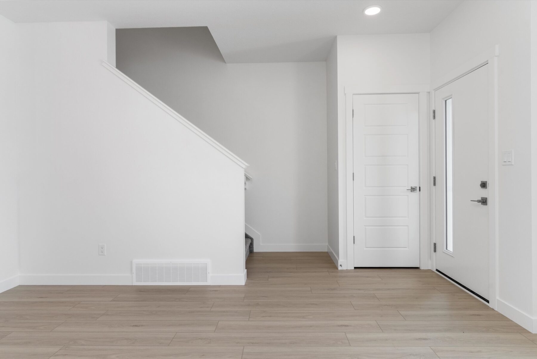 Sterling Homes – 18816 28 Avenue NW