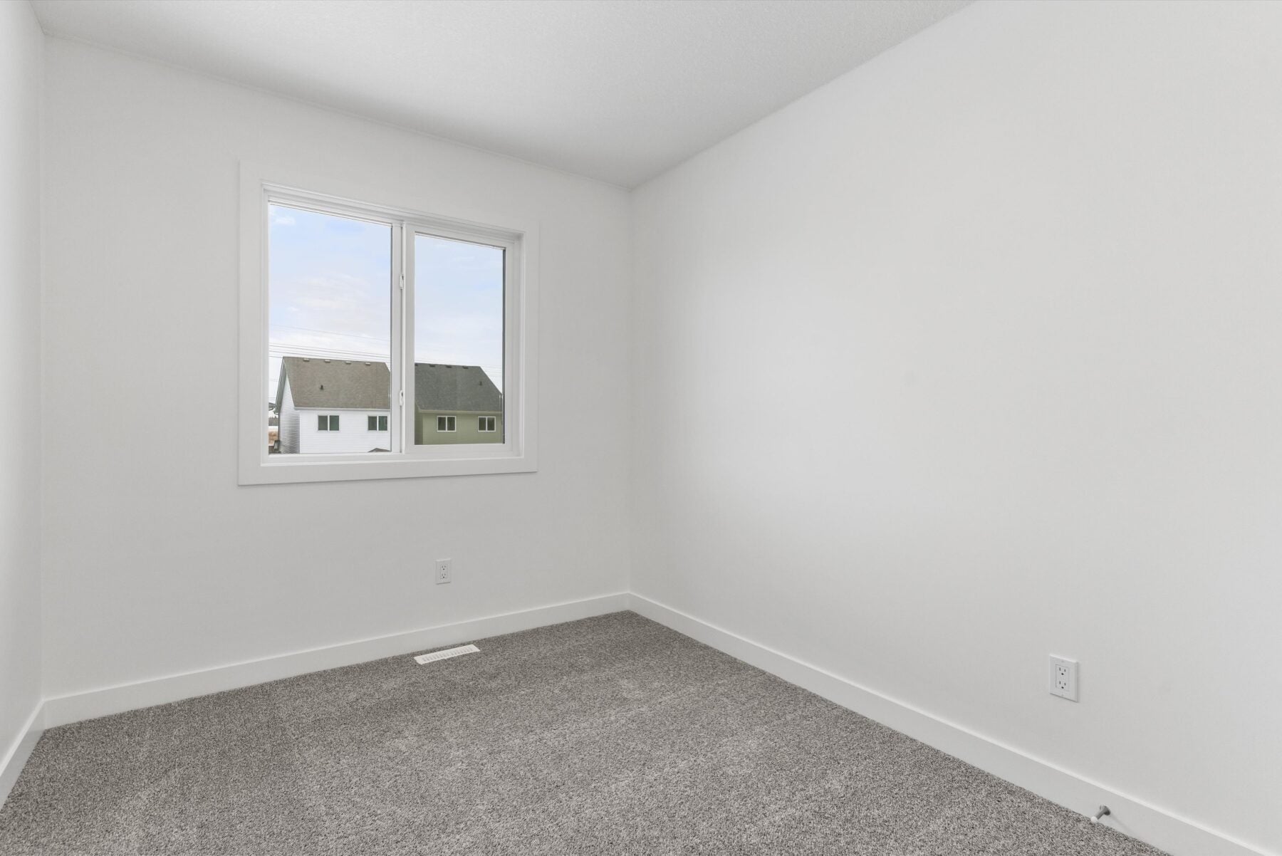Sterling Homes – 18816 28 Avenue NW
