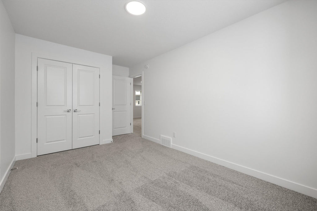 Sterling Homes – 19051 20 Avenue NW
