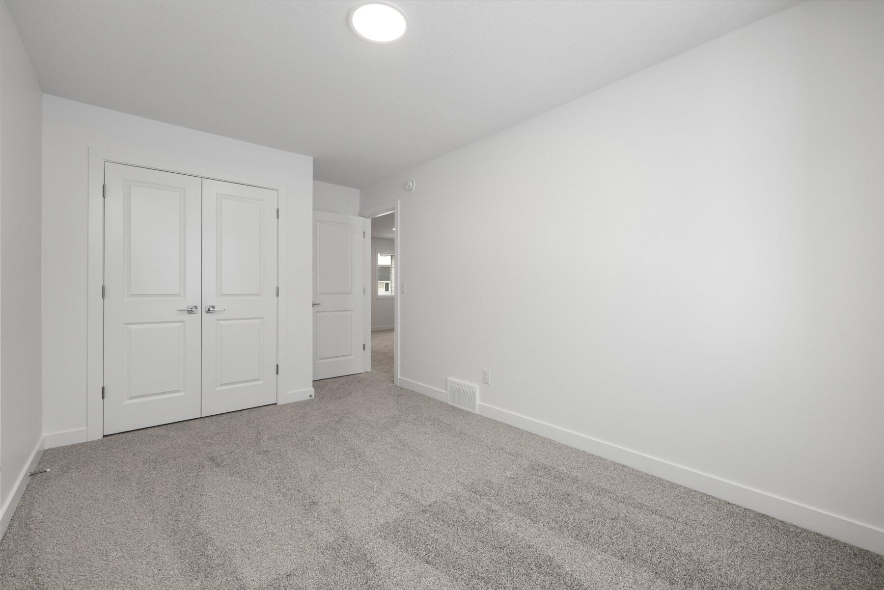 Sterling Homes – 19051 20 Avenue NW