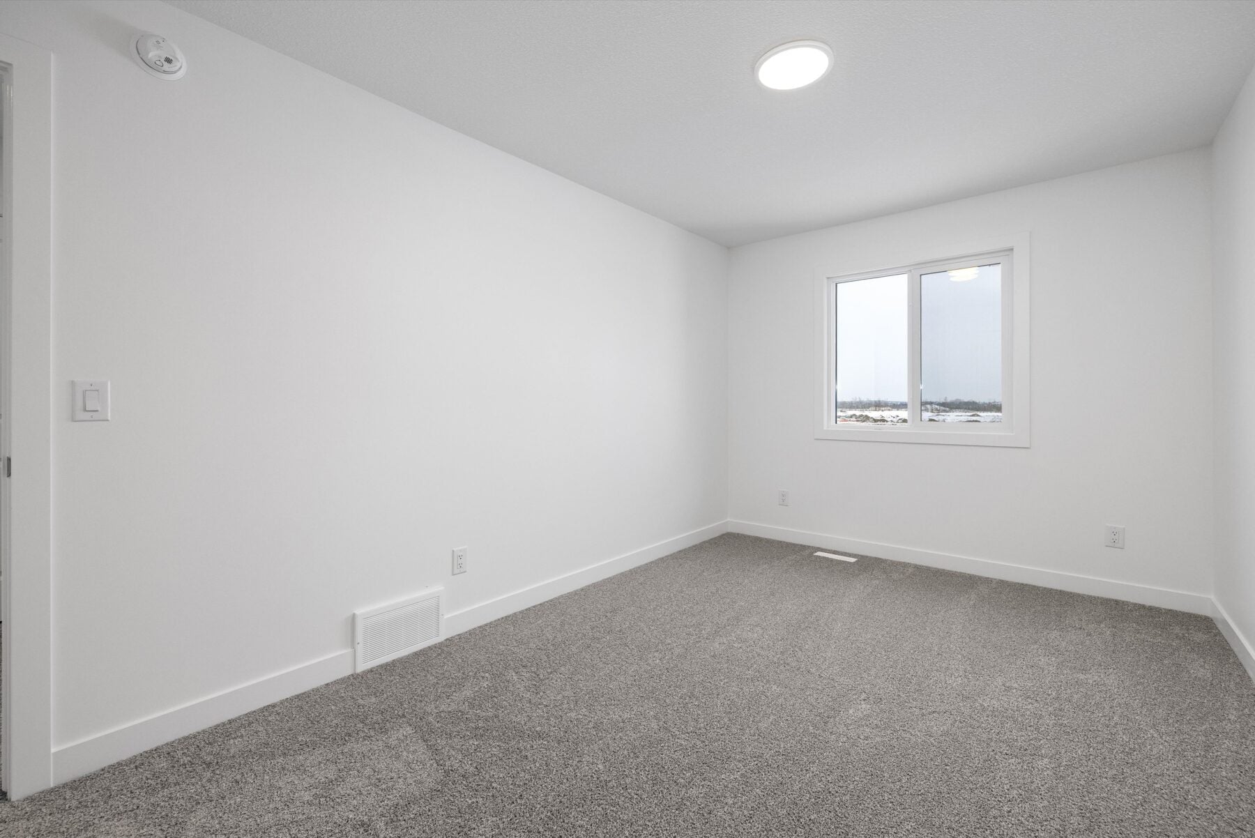 Sterling Homes – 19051 20 Avenue NW