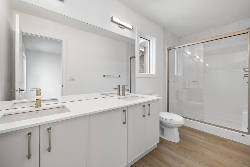 Sterling Homes – 19051 20 Avenue NW