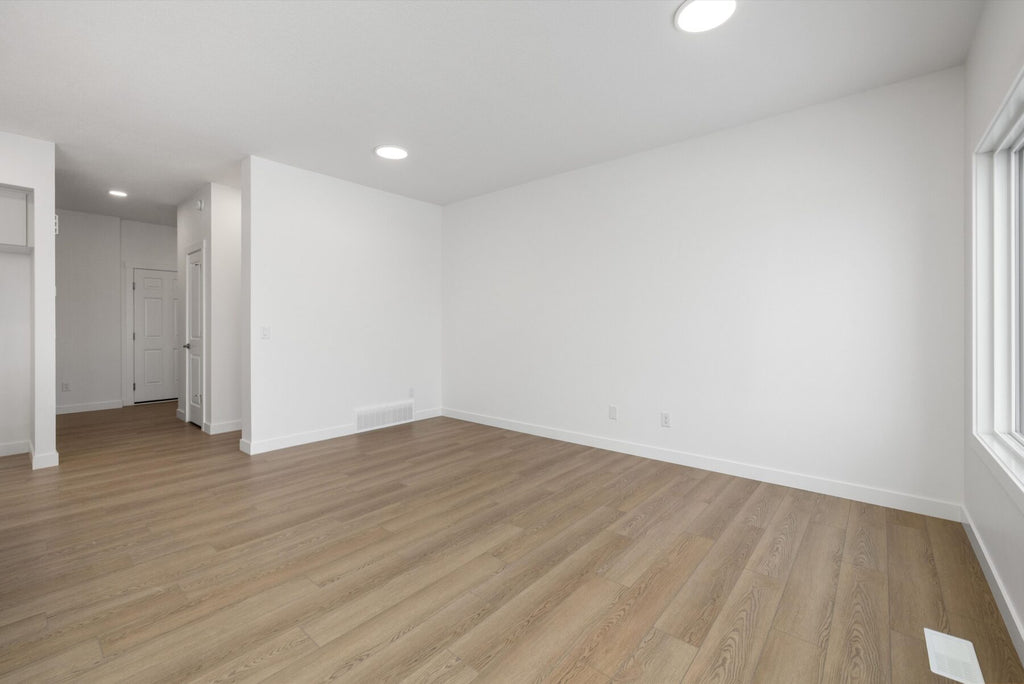 Sterling Homes – 19051 20 Avenue NW