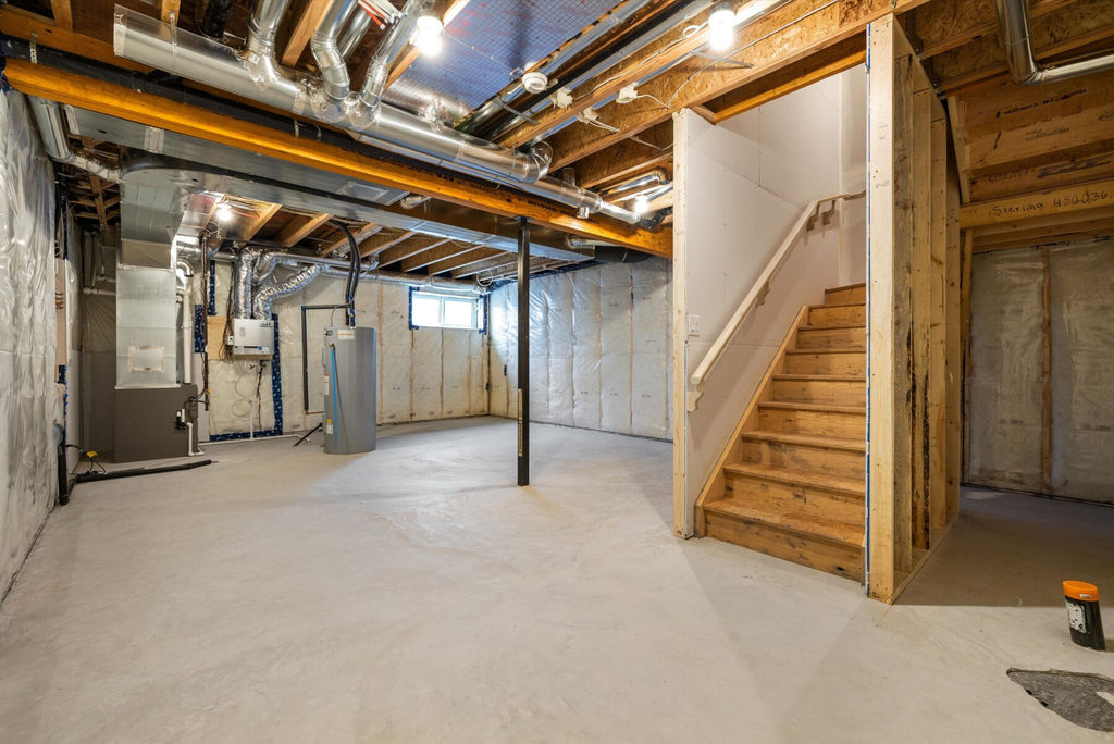 Sterling Homes – 19051 20 Avenue NW
