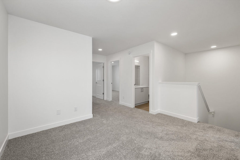 Sterling Homes – 19051 20 Avenue NW