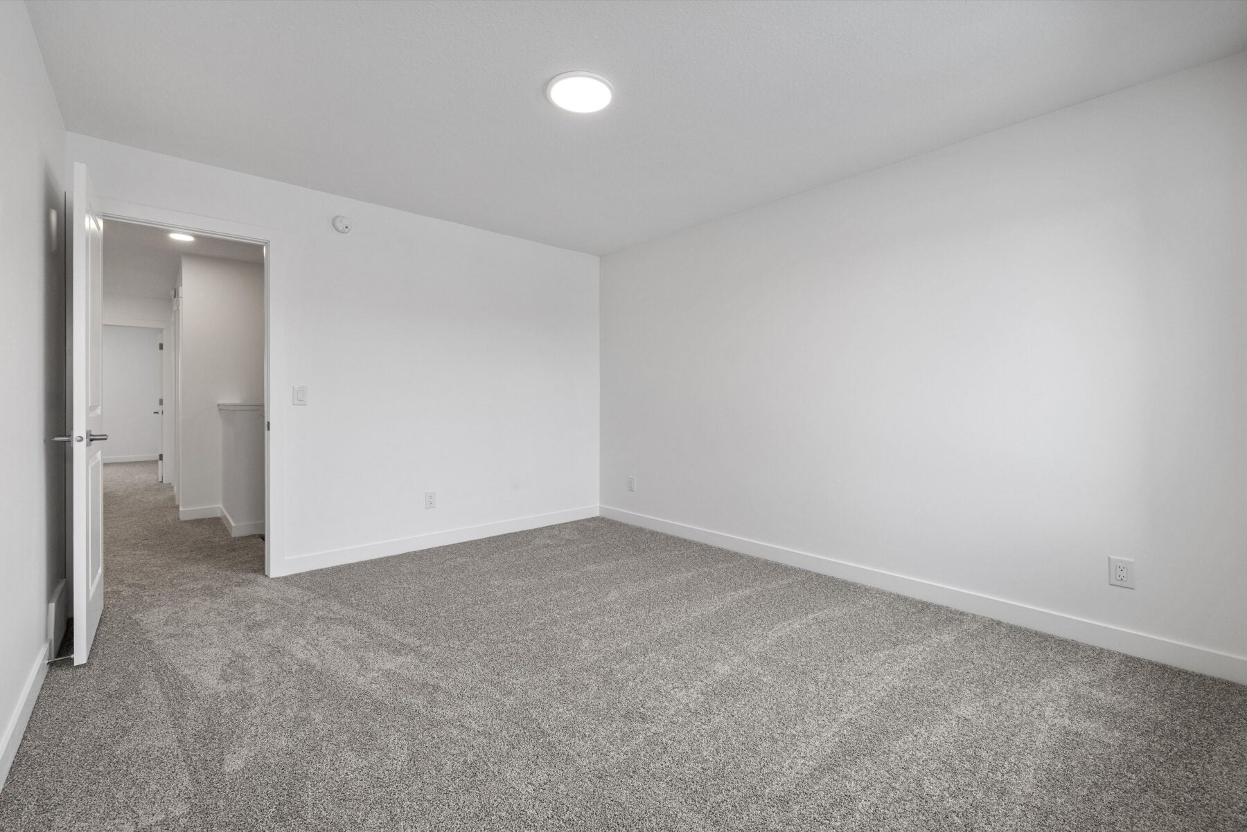 Sterling Homes – 19051 20 Avenue NW