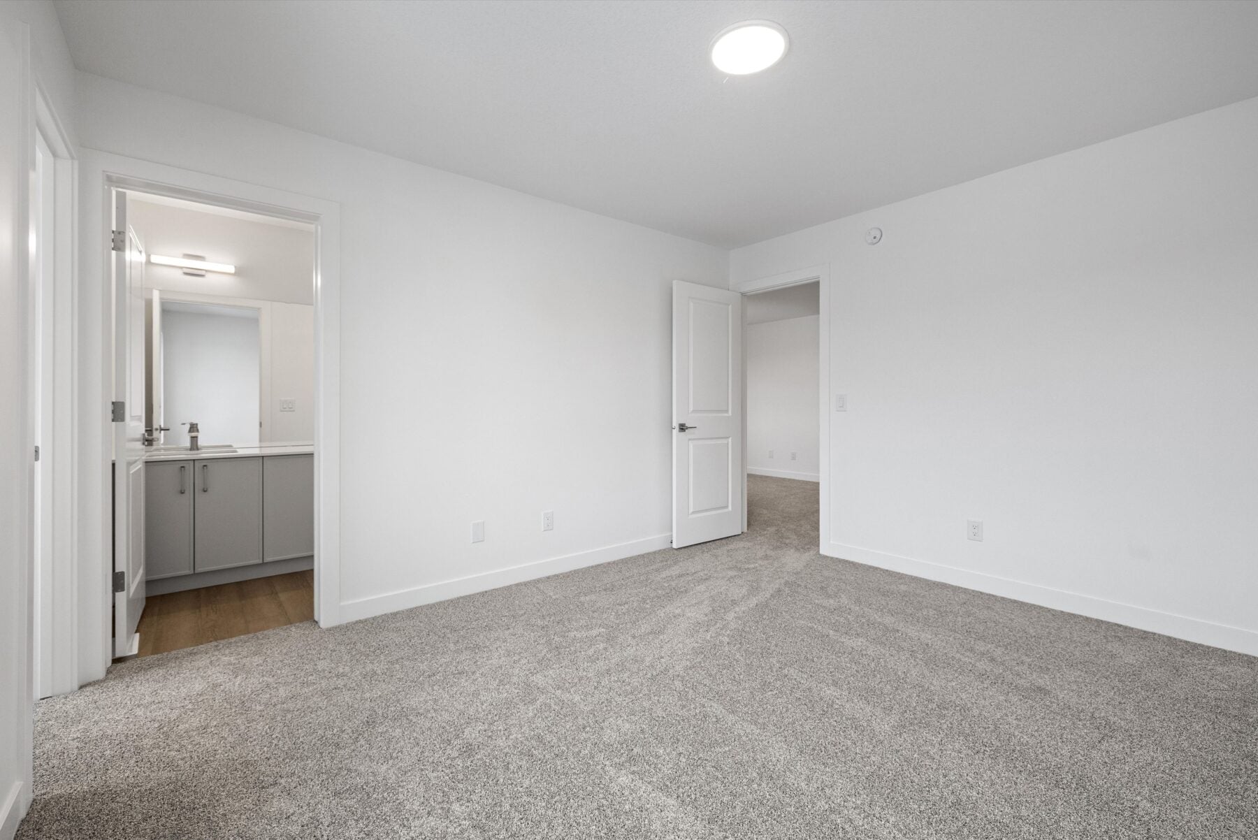 Sterling Homes – 19051 20 Avenue NW