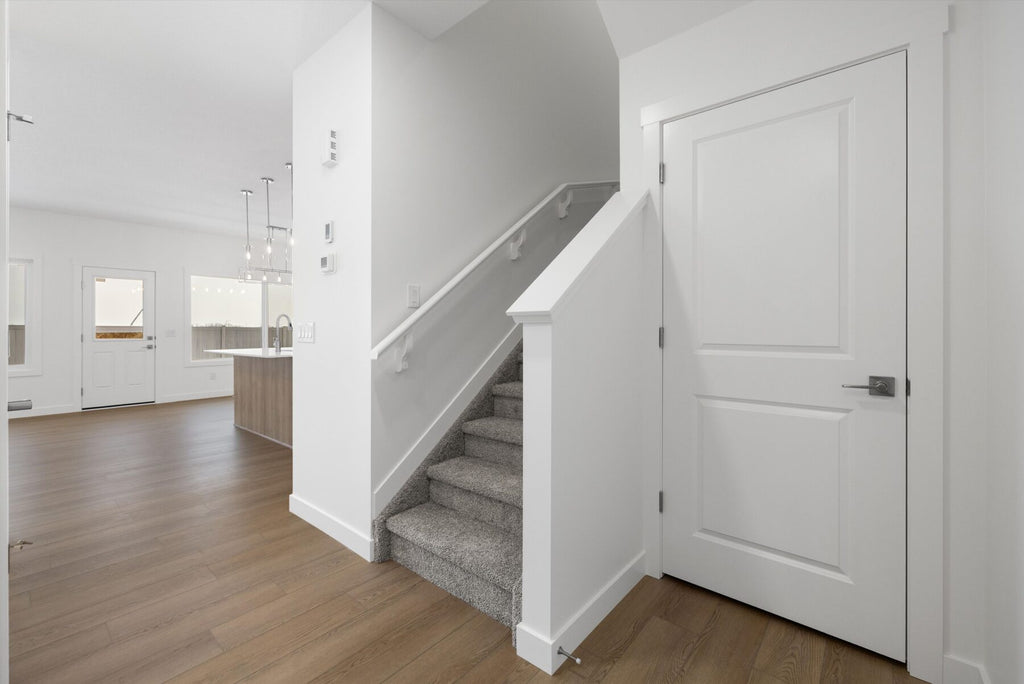 Sterling Homes – 19051 20 Avenue NW