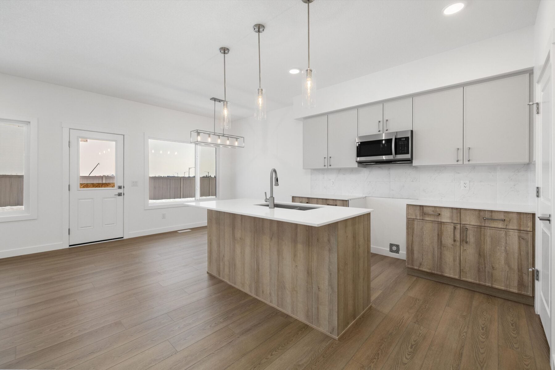 Sterling Homes – 19051 20 Avenue NW