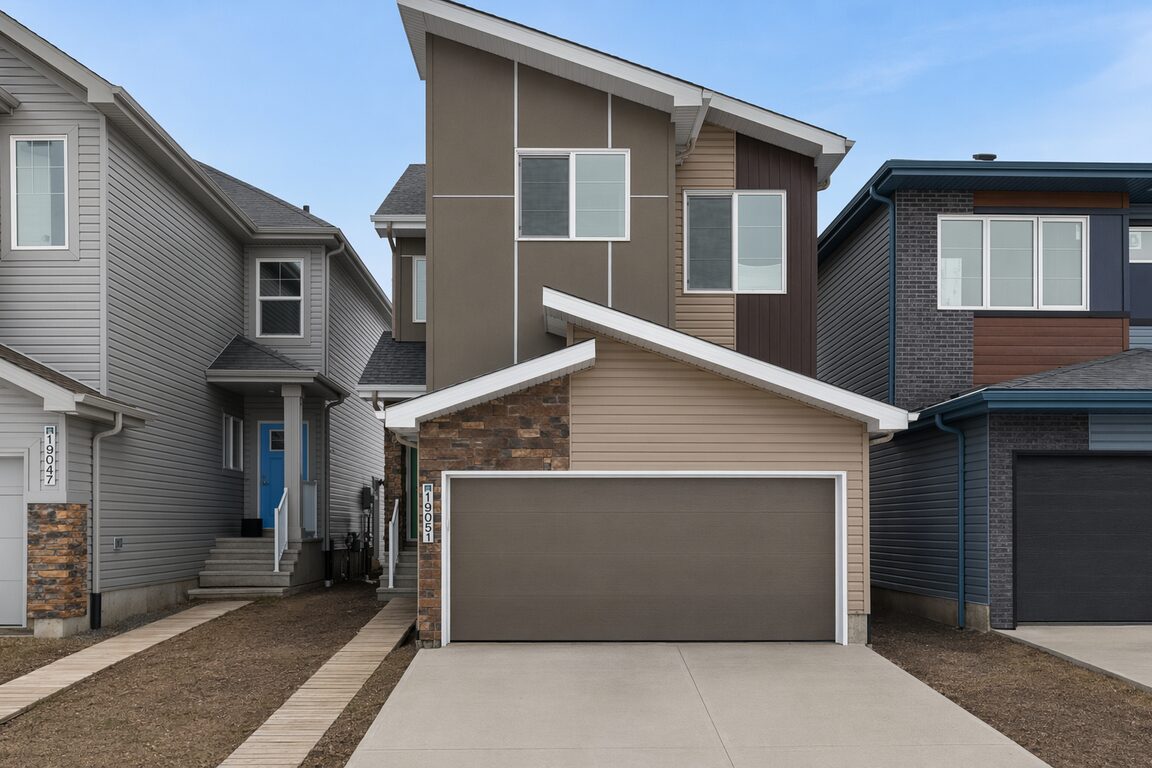 Sterling Homes – 19051 20 Avenue NW
