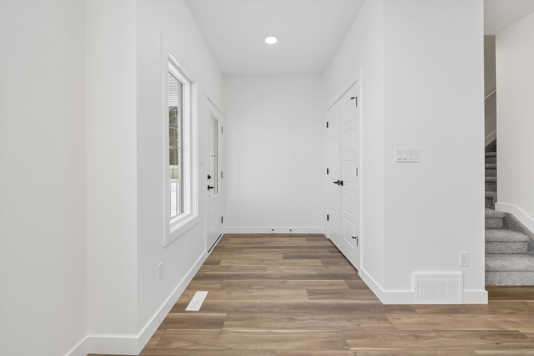 Sterling Homes – 20820 40 Avenue NW