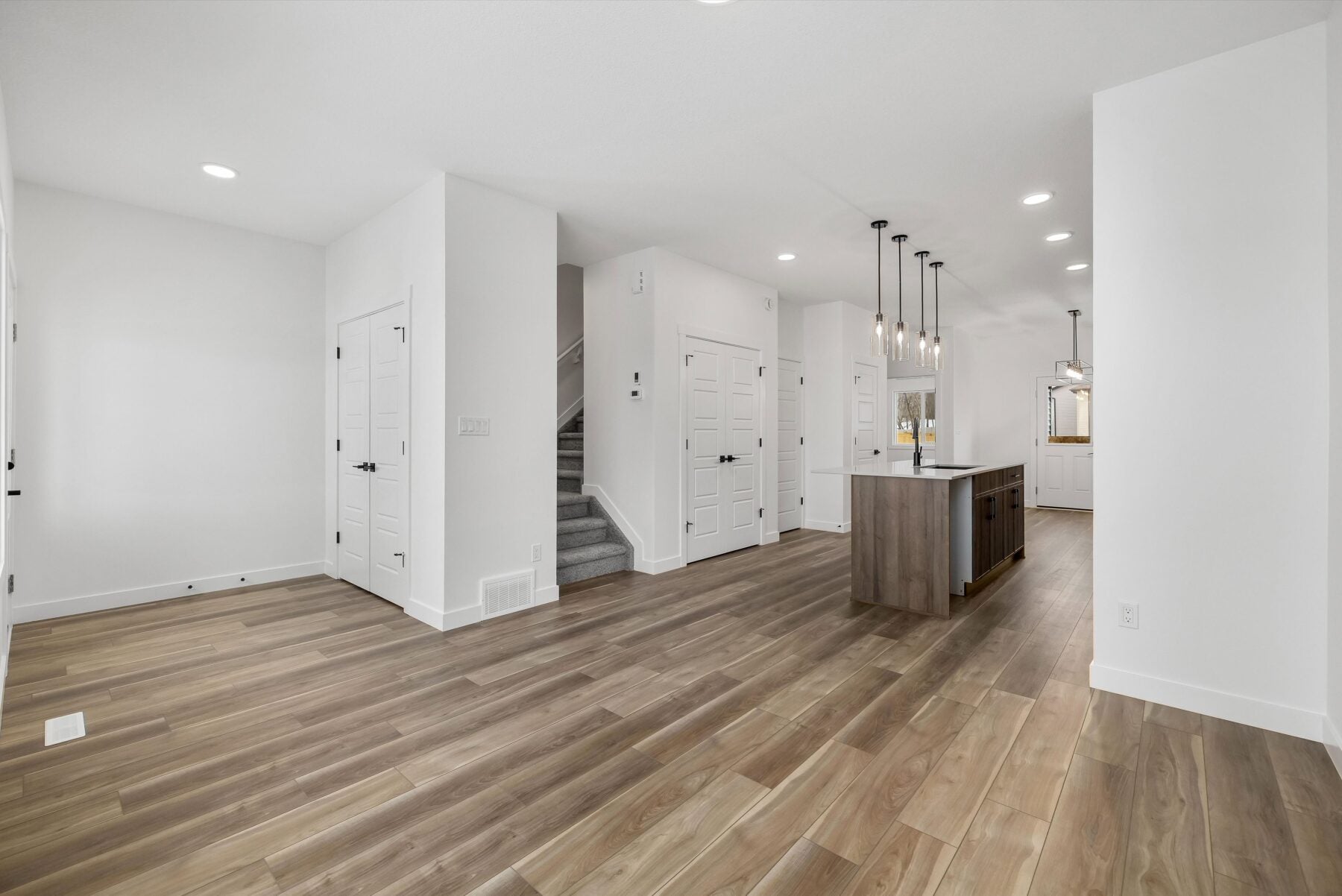 Sterling Homes – 20820 40 Avenue NW