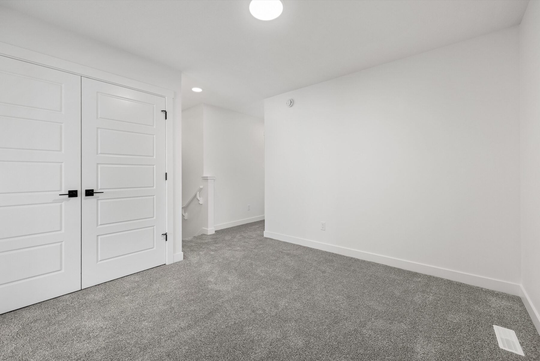 Sterling Homes – 20820 40 Avenue NW