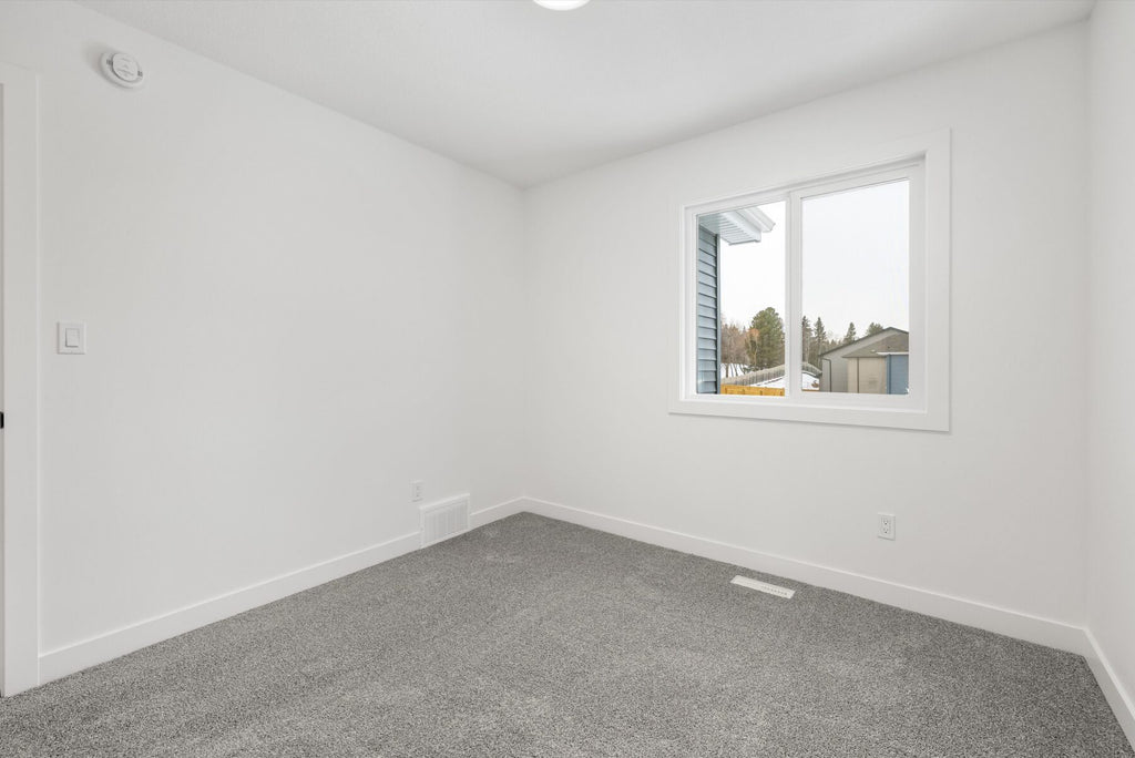 Sterling Homes – 20820 40 Avenue NW