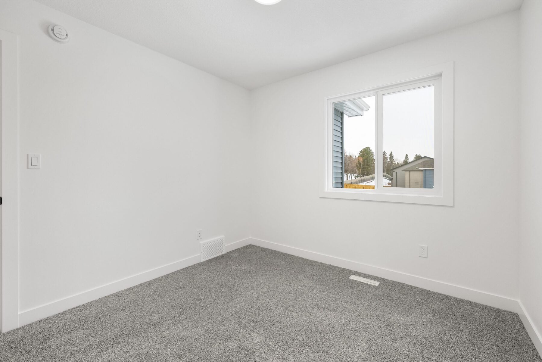 Sterling Homes – 20820 40 Avenue NW